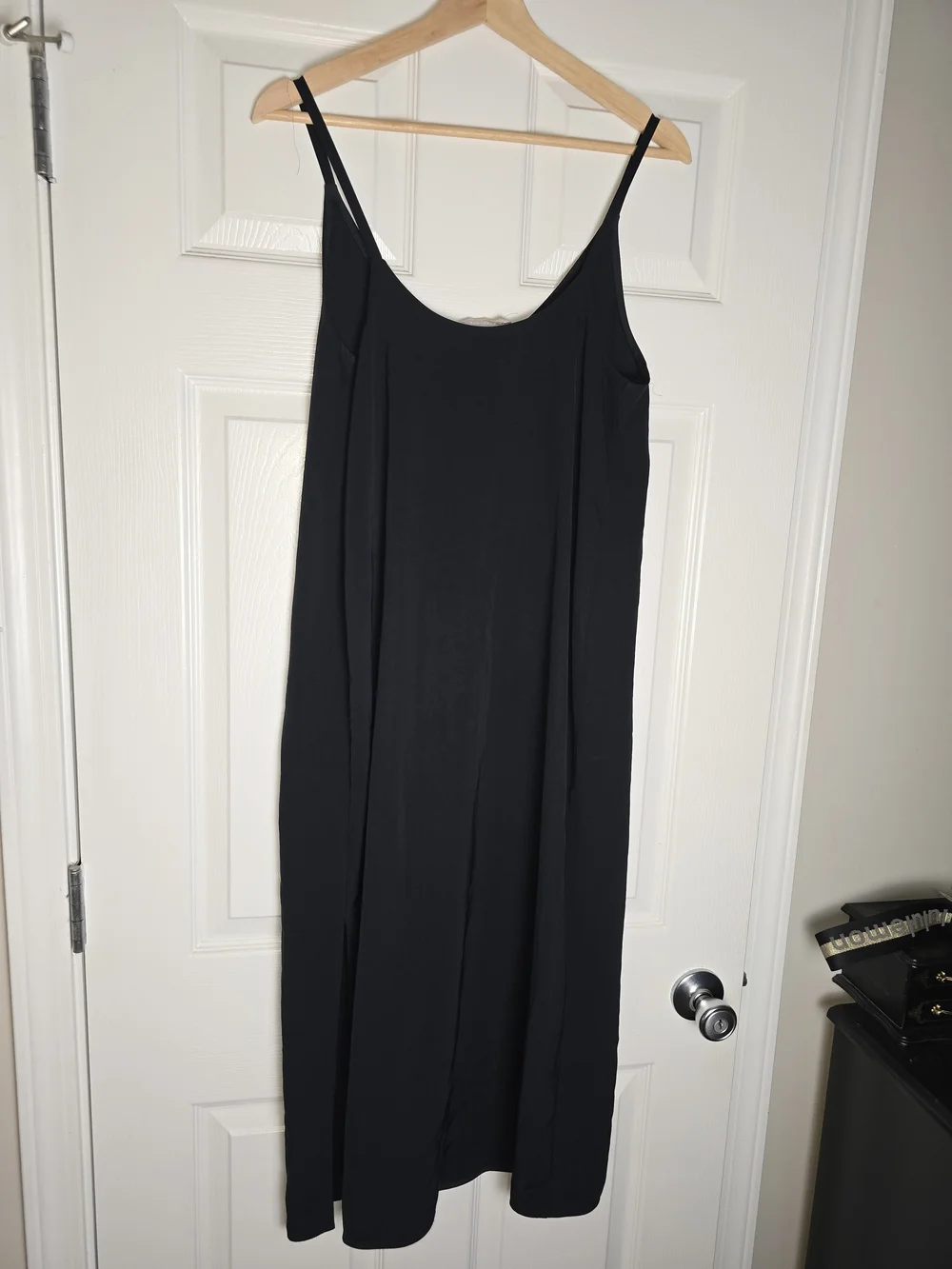 Everlane Tencel Scoop Neck Side Slit Black Midi Dress Size 4